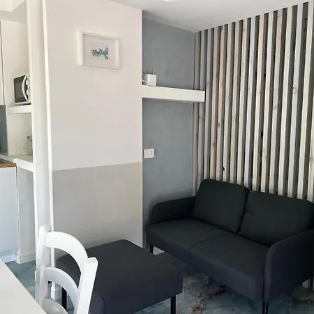Holiday home Casa Del Sole - Bilocale Ristrutturato Marina di Campo